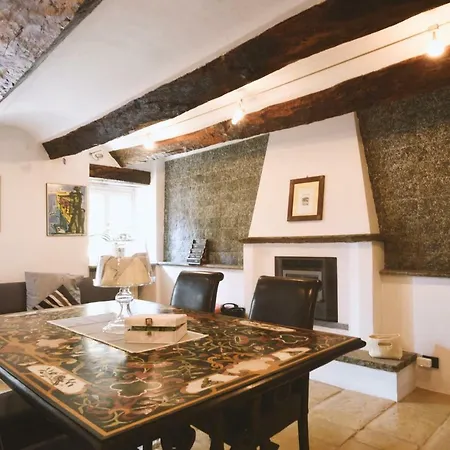 Casa Aramis * La Morra