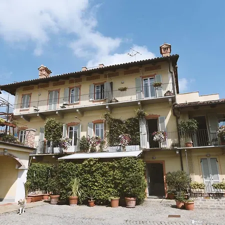Casa Aramis * La Morra